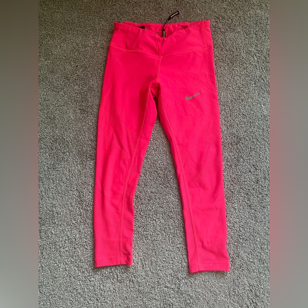 Nike dry-fit cropped leggings